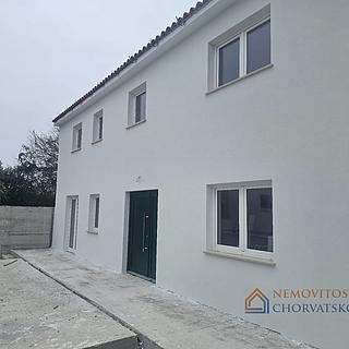 Prodej rodinného domu, 160m²