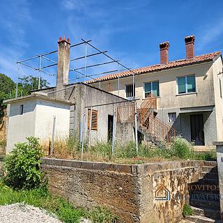 Prodej rodinného domu, 200m²