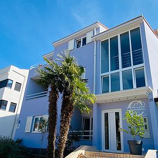 Prodej rodinného domu, 450m²