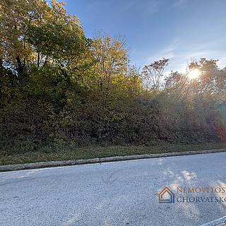 Prodej stavební parcely, 25111m²