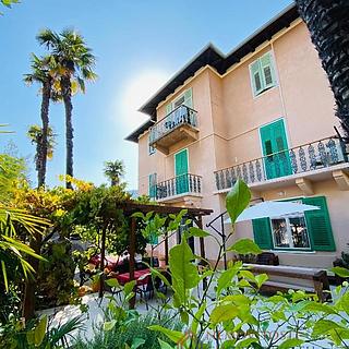 Prodej rodinného domu, 400m²