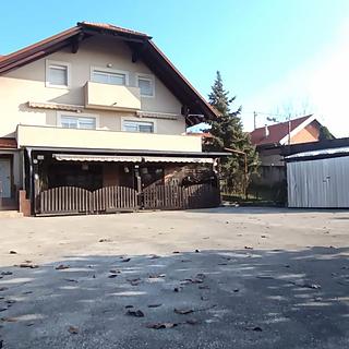 Prodej rodinného domu, 500m²