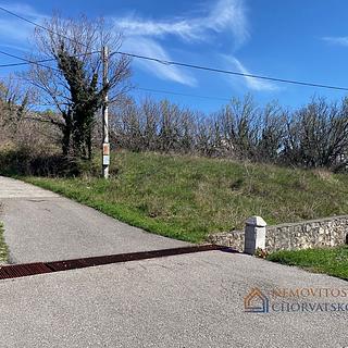 Prodej stavební parcely, 676m²