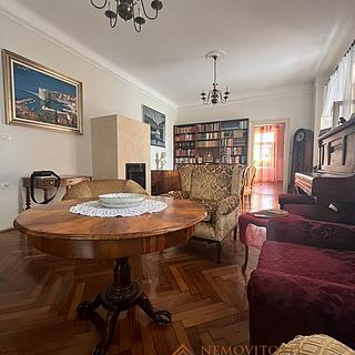 Prodej bytu 2+kk, 180m²