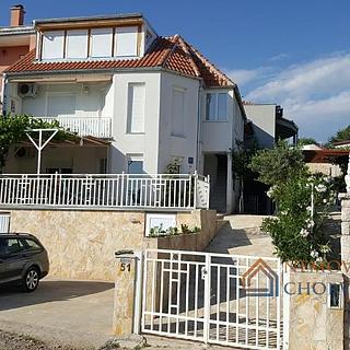 Prodej rodinného domu, 276m²