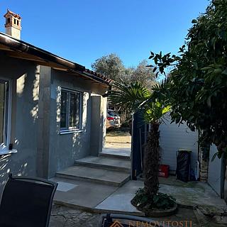 Prodej rodinného domu, 84m²