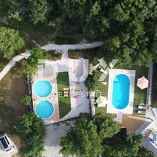 Prodej stavební parcely, 17270m²