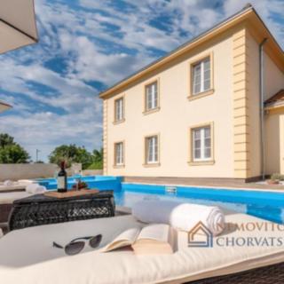 Prodej rodinného domu, 130m²