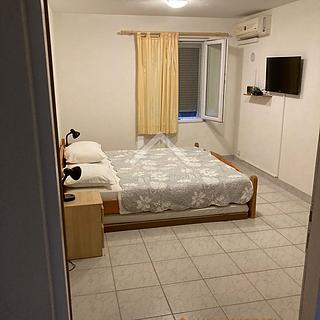 Pronájem bytu 1+kk a garsoniéry 25 m² v Chorvatsku