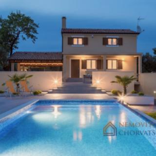 Prodej rodinného domu, 180m²