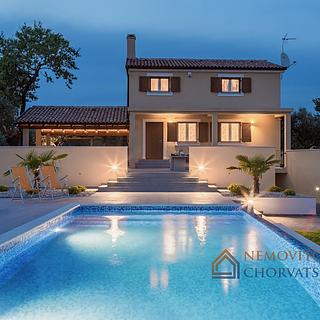 Prodej rodinného domu, 180m&sup2;