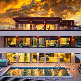 Prodej rodinného domu, 480m²