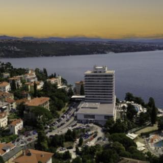 Prodej rodinného domu, 261m²