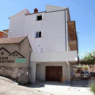 Prodej rodinného domu, 480m²