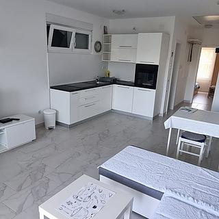 Prodej bytu 2+kk, 100m²