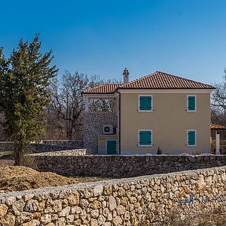 Prodej rodinného domu, 135m²