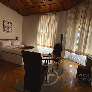 Prodej bytu 1+kk, garsoniery, 134m²