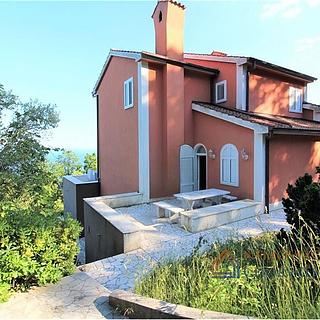 Prodej rodinného domu, 260m²