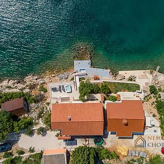 Prodej rodinného domu, 186m²