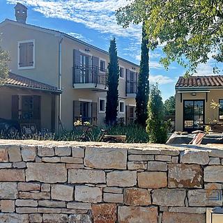 Prodej rodinného domu, 235m²