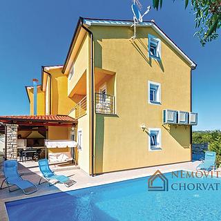 Prodej rodinného domu, 290m²