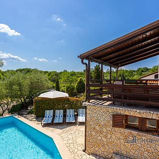 Prodej rodinného domu, 205m²