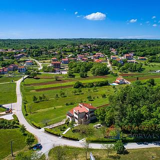 Prodej stavební parcely, 4260m²