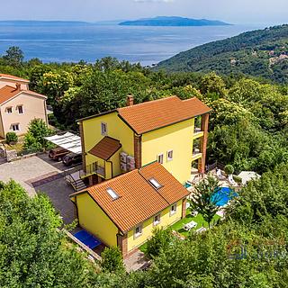 Prodej rodinného domu, 536m²