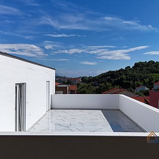 Prodej bytu 1+kk, garsoniery, 70m²