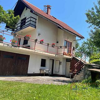 Prodej rodinného domu, 143m²