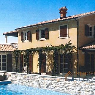 Prodej stavební parcely, 240m²