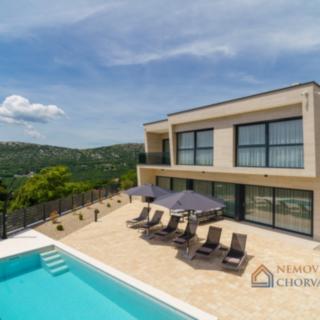 Prodej rodinného domu, 170m²