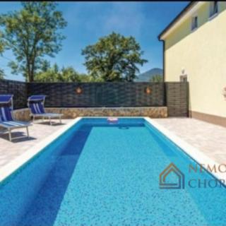 Pronájem rodinného domu, 140m²