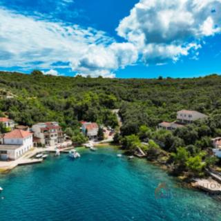 Prodej stavební parcely, 1791m²