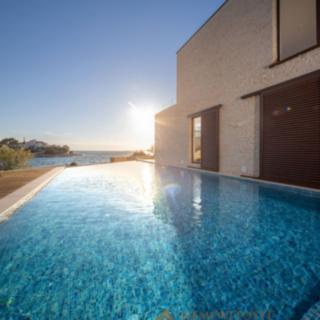 Prodej rodinného domu, 454m²