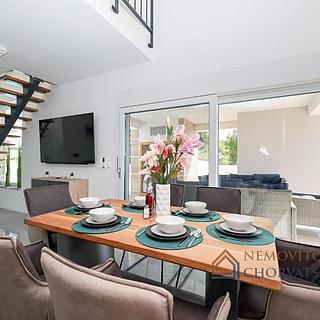 Prodej rodinného domu, 157m²