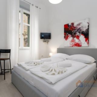 Prodej bytu 1+kk, garsoniery, 70m²