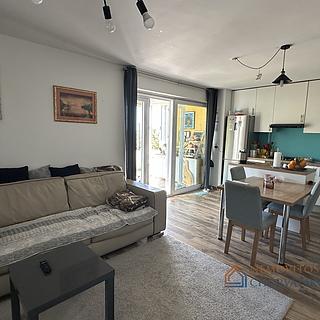 Prodej bytu 1+kk, garsoniery, 65m²