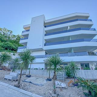 Prodej bytu 2+kk, 100m²