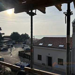 Prodej bytu 2+kk, 98m²