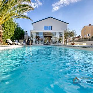 Prodej rodinného domu, 290m²