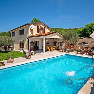 Prodej rodinného domu, 155m²