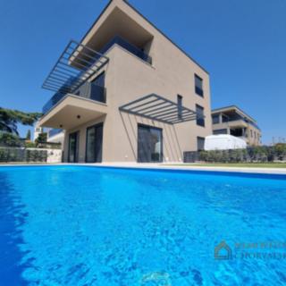 Prodej bytu 5+1 a více, 175m²