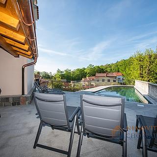 Prodej rodinného domu, 405m²