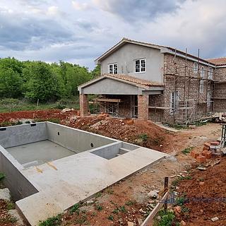 Prodej rodinného domu, 165m²