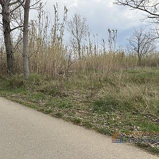 Prodej stavební parcely, 573m²