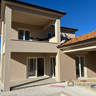 Prodej rodinného domu, 170m²