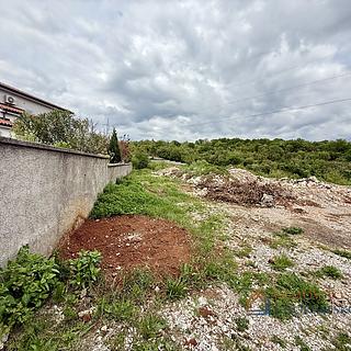 Prodej stavební parcely, 1093m²