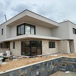 Prodej rodinného domu, 230m²