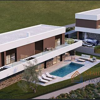 Prodej rodinného domu, 208m²